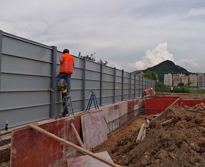 工地建筑圍擋：工程項目的安全環(huán)保小能手，旭東鋼構(gòu)出品