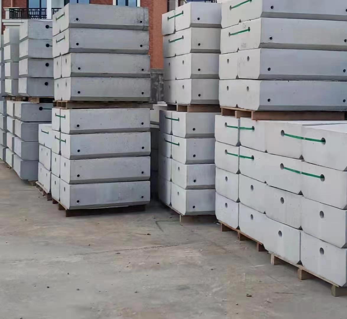 不用的施工圍檔、基礎塊占據(jù)工地空間怎么辦？【旭東鋼構(gòu)】
